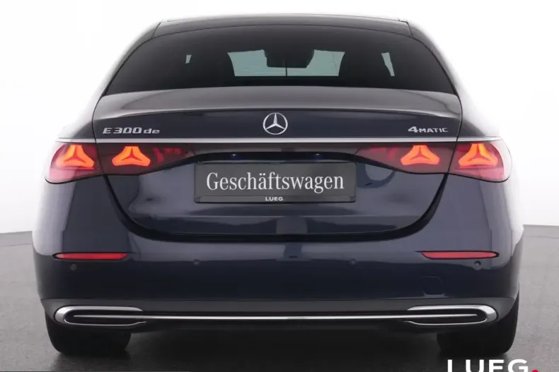 Mercedes-Benz E 300 (Clasa E) din 2025 cu 7.003 km - oferta MER221939 - foto 15