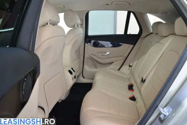 Mercedes-Benz GLC 300 (Clasa GLC) din 2021 cu 57.000 km - oferta MER221952 - foto 10