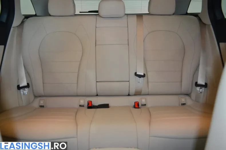Mercedes-Benz GLC 300 (Clasa GLC) din 2021 cu 57.000 km - oferta MER221952 - foto 11