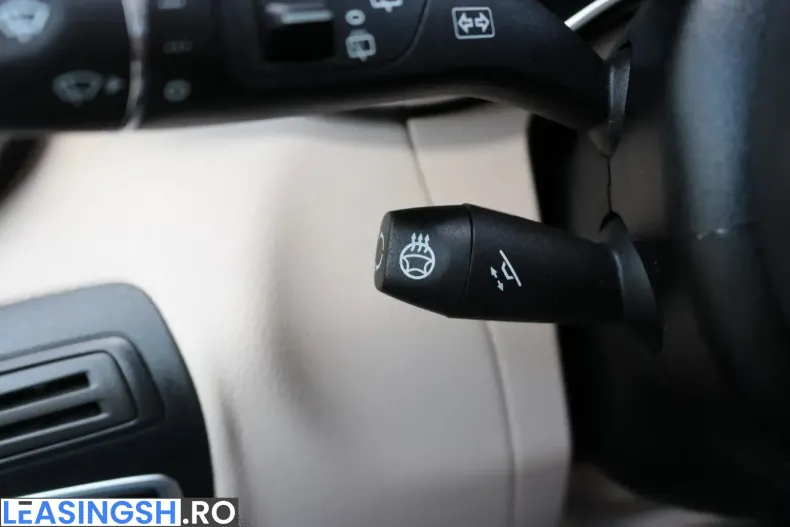 Mercedes-Benz GLC 300 (Clasa GLC) din 2021 cu 57.000 km - oferta MER221952 - foto 25