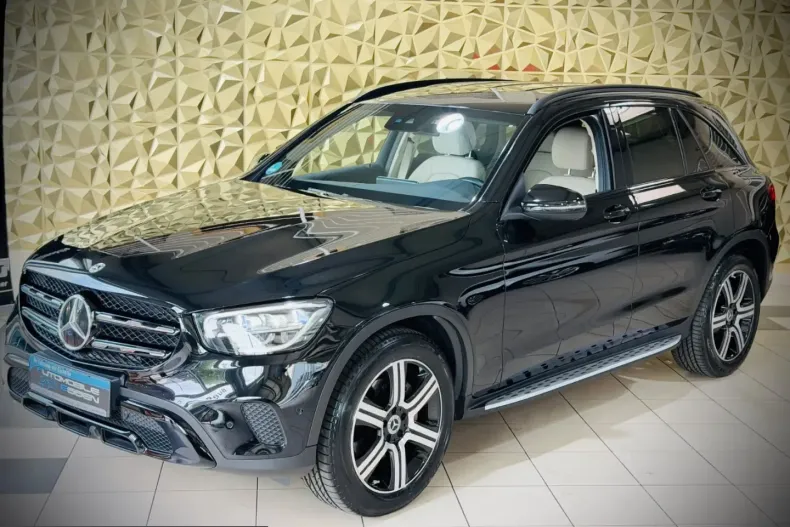 Mercedes-Benz GLC 200 (Clasa GLC) din 2021 cu 46.000 km - oferta MER221953 - foto 1