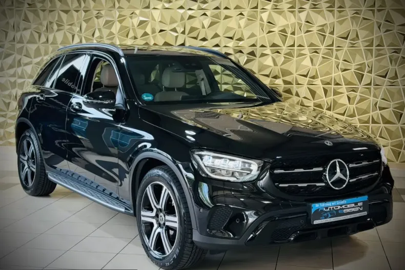 Mercedes-Benz GLC 200 (Clasa GLC) din 2021 cu 46.000 km - oferta MER221953 - foto 2