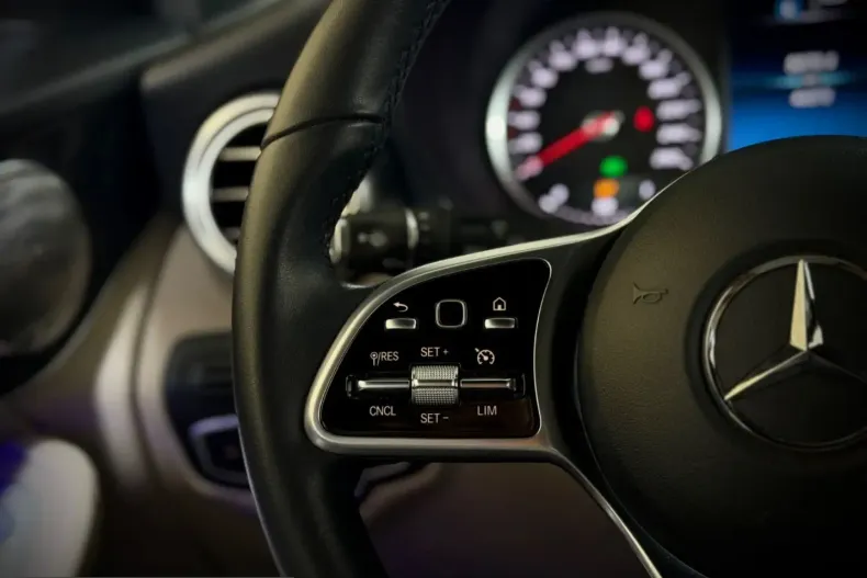 Mercedes-Benz GLC 200 (Clasa GLC) din 2021 cu 46.000 km - oferta MER221953 - foto 20