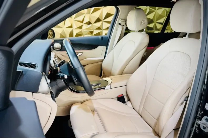 Mercedes-Benz GLC 200 (Clasa GLC) din 2021 cu 46.000 km - oferta MER221953 - foto 25
