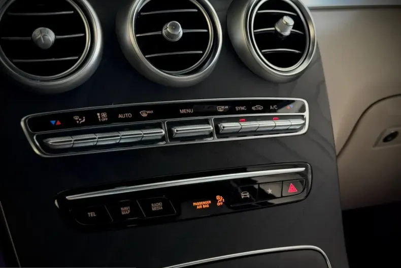 Mercedes-Benz GLC 200 (Clasa GLC) din 2021 cu 46.000 km - oferta MER221953 - foto 28