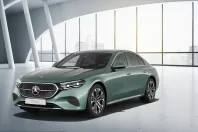 Mercedes-Benz E 300 (Clasa E) din 2023 cu 3.161 km - oferta MER221955 - foto 3