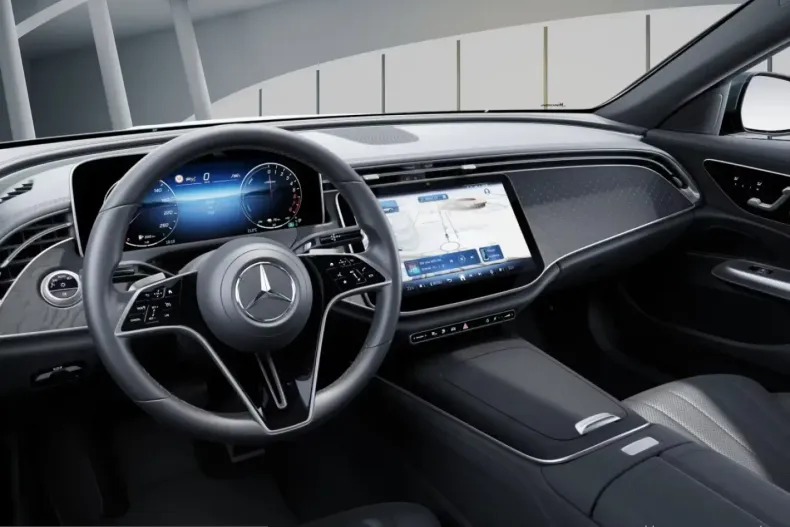 Mercedes-Benz E 300 (Clasa E) din 2023 cu 3.161 km - oferta MER221955 - foto 9