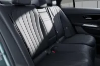 Mercedes-Benz E 300 (Clasa E) din 2023 cu 3.161 km - oferta MER221955 - foto 10