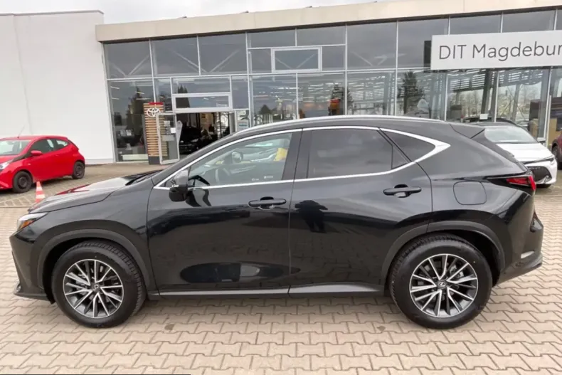 Lexus NX 350h din 2025 cu 2.990 km - oferta LEX221960 - foto 8