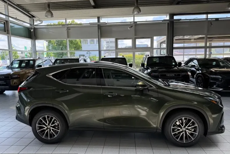 Lexus NX 450h din 2026 cu 4.880 km - oferta LEX221961 - foto 11