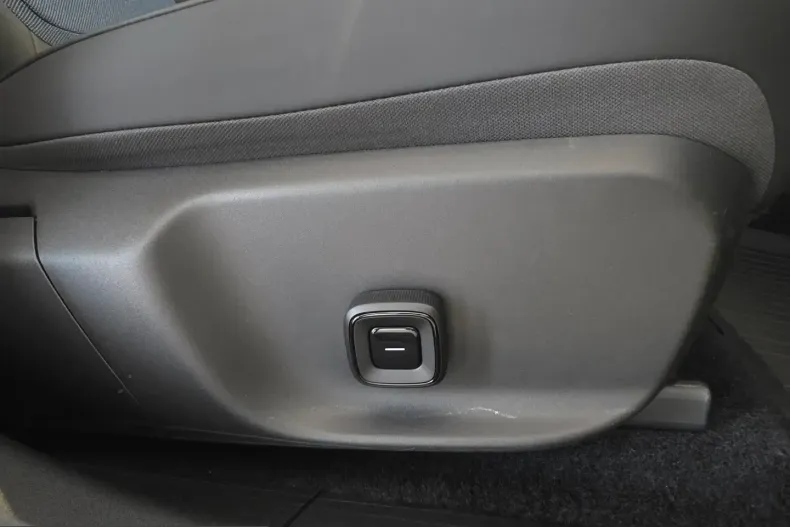 Volvo EX30 din 2025 cu 17.483 km - oferta VOL221962 - foto 37