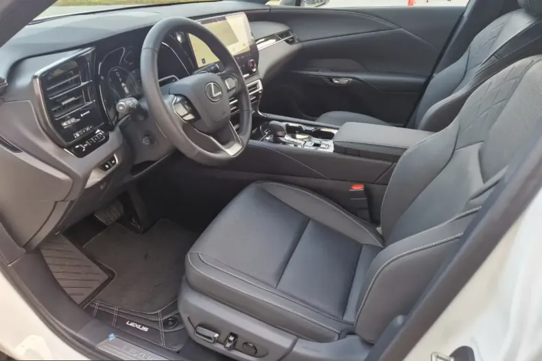 Lexus RX 350 din 2026 cu 10 km - oferta LEX221968 - foto 5