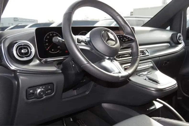 Mercedes-Benz V 300 (Clasa V) din 2025 cu 12.450 km - oferta MER221971 - foto 7