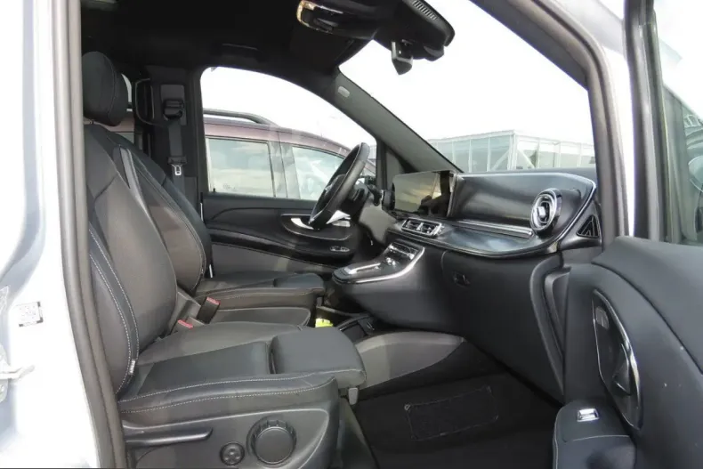 Mercedes-Benz V 300 (Clasa V) din 2025 cu 12.450 km - oferta MER221971 - foto 8