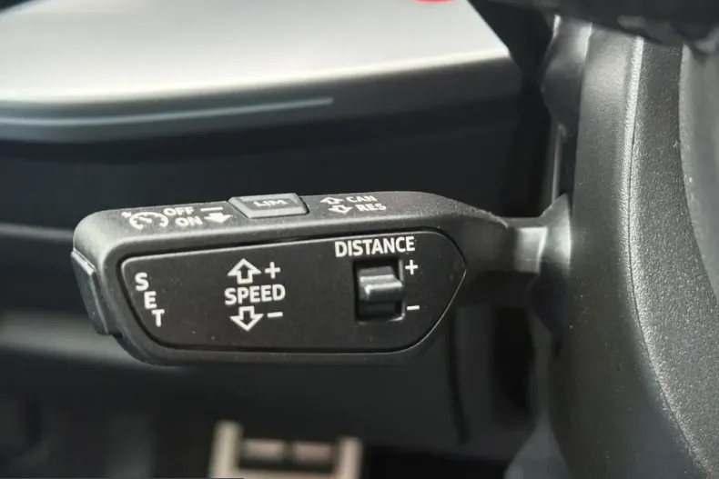 Audi A3 din 2024 cu 9.550 km - oferta AUD221977 - foto 14