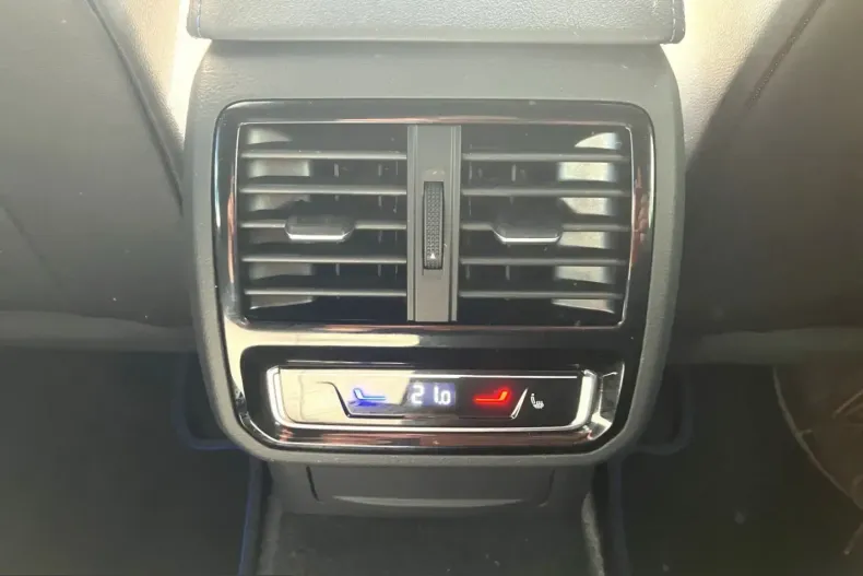 Volkswagen Arteon din 2024 cu 8.800 km - oferta VOL221980 - foto 16
