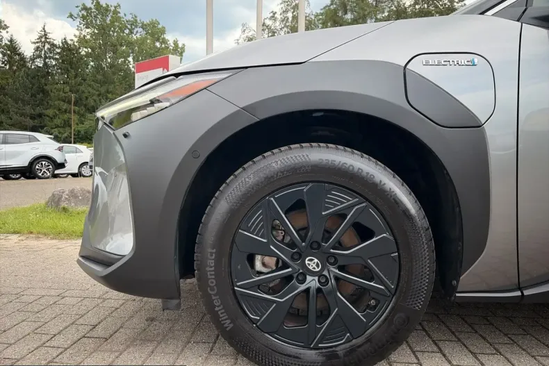 Toyota bZ4X din 2023 cu 53.000 km - oferta TOY221982 - foto 6
