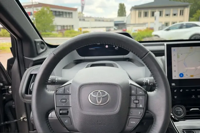 Toyota bZ4X din 2023 cu 53.000 km - oferta TOY221982 - foto 12
