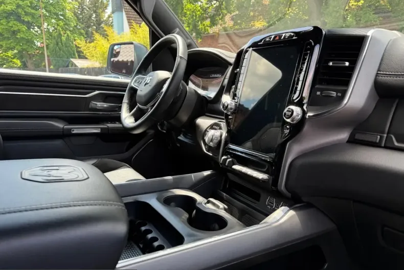 Dodge RAM din 2024 cu 19.900 km - oferta DOD221983 - foto 48