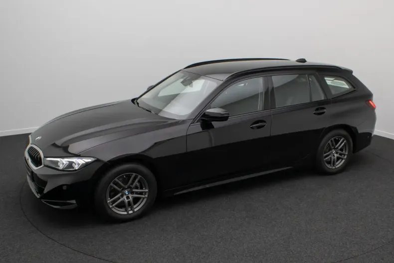 BMW 318i (Seria 3) din 2025 cu 8.491 km - oferta BMW221986 - foto 10