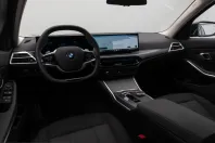 BMW 318i (Seria 3) din 2025 cu 8.491 km - oferta BMW221986 - foto 19