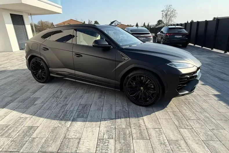 Lamborghini Urus din 2026 cu 33 km - oferta LAM221987 - foto 1
