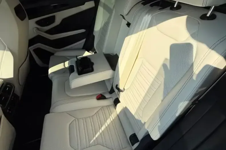 Lamborghini Urus din 2026 cu 33 km - oferta LAM221987 - foto 15
