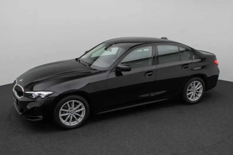 BMW 318i (Seria 3) din 2025 cu 7.821 km - oferta BMW221989 - foto 7