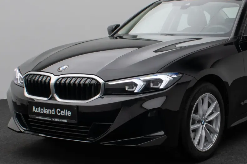 BMW 318i (Seria 3) din 2025 cu 7.821 km - oferta BMW221989 - foto 12