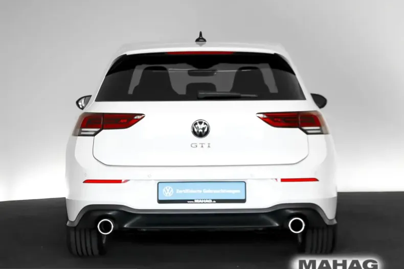 Volkswagen Golf din 2024 cu 6.902 km - oferta VOL221990 - foto 4