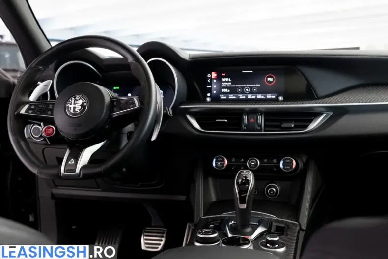 Alfa Romeo Stelvio din 2024 cu 18.128 km - oferta ALF221998 - foto 15