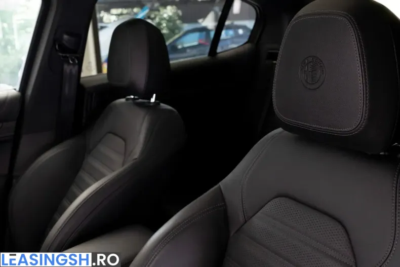 Alfa Romeo Stelvio din 2024 cu 18.128 km - oferta ALF221998 - foto 18