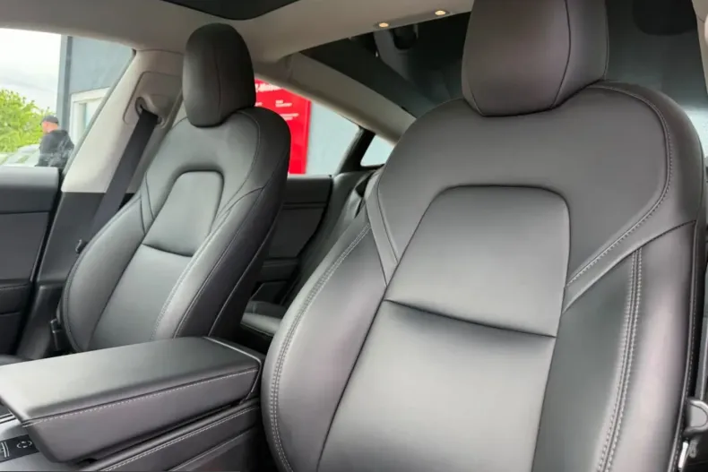 Tesla Model 3 din 2022 cu 36.196 km - oferta TES222008 - foto 11