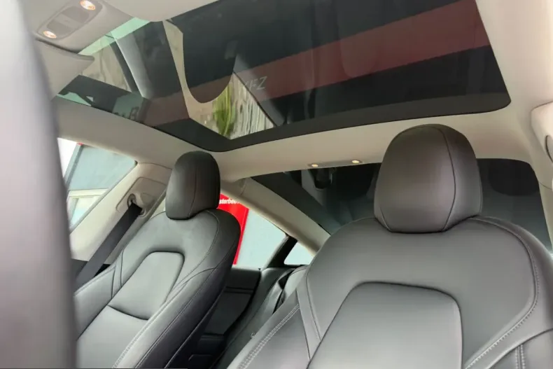 Tesla Model 3 din 2022 cu 36.196 km - oferta TES222008 - foto 12