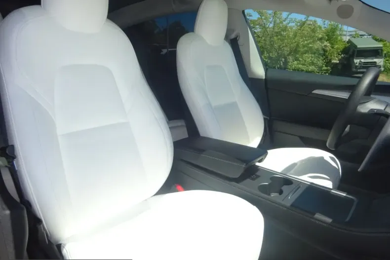 Tesla Model 3 din 2022 cu 64.506 km - oferta TES222012 - foto 12