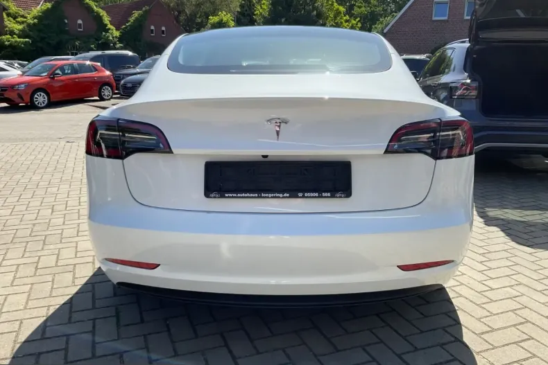 Tesla Model 3 din 2022 cu 60.000 km - oferta TES222013 - foto 5