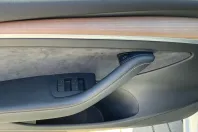 Tesla Model 3 din 2022 cu 60.000 km - oferta TES222013 - foto 11