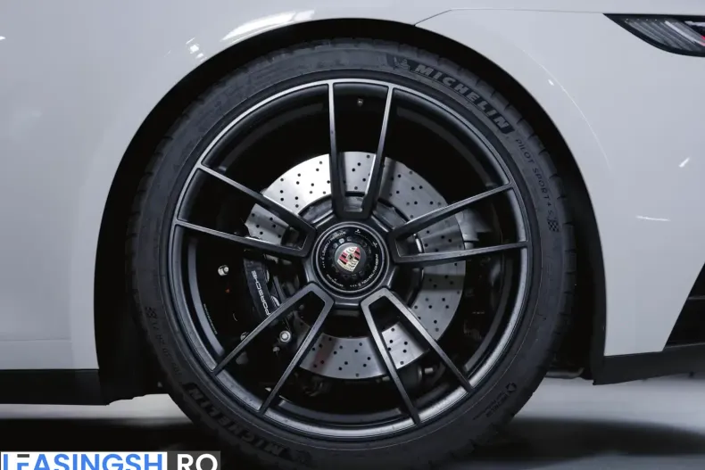 Porsche 992 din 2023 cu 10.500 km - oferta POR222021 - foto 10