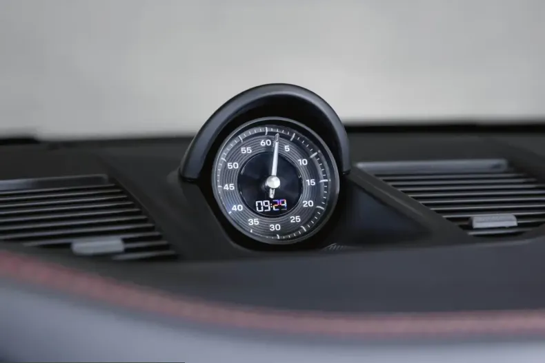 Porsche 992 din 2023 cu 10.500 km - oferta POR222021 - foto 20