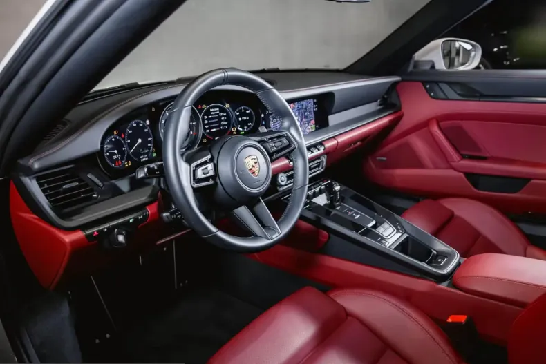 Porsche 992 din 2023 cu 10.500 km - oferta POR222021 - foto 33