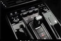 Porsche 911 din 2026 cu 2.900 km - oferta POR222025 - foto 28