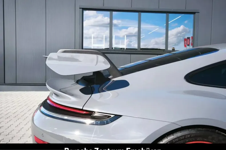 Porsche 911 din 2026 cu 10 km - oferta POR222026 - foto 10