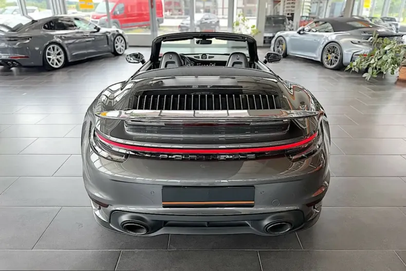 Porsche 992 din 2022 cu 24.290 km - oferta POR222030 - foto 4