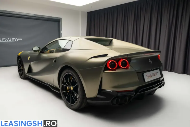 Ferrari 812 din 2023 cu 800 km - oferta FER222035 - foto 5