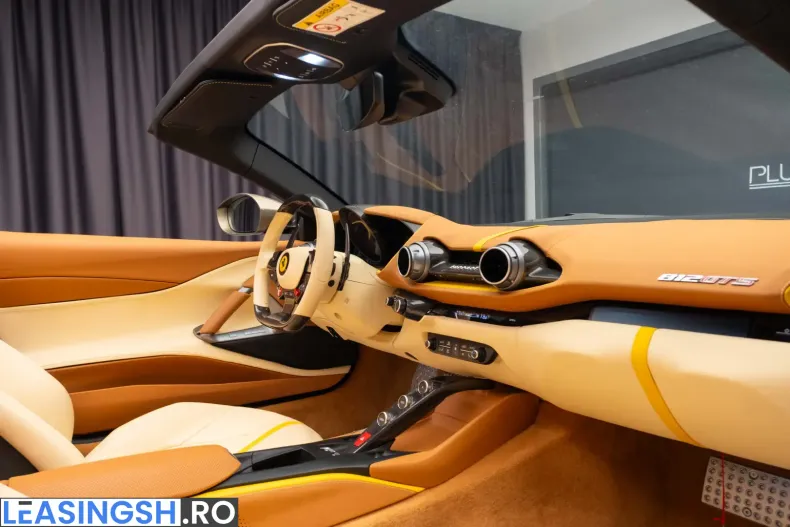 Ferrari 812 din 2023 cu 800 km - oferta FER222035 - foto 39