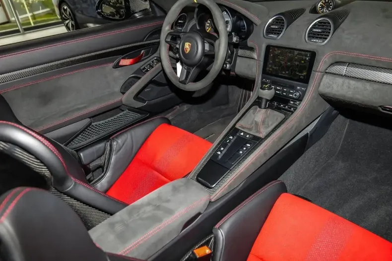 Porsche Boxster din 2024 cu 8.990 km - oferta POR222038 - foto 17
