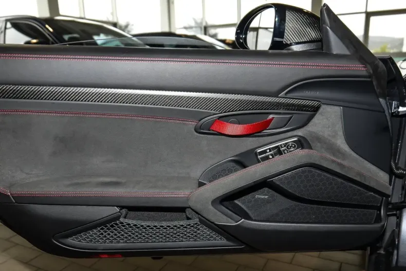 Porsche Boxster din 2024 cu 8.990 km - oferta POR222038 - foto 20