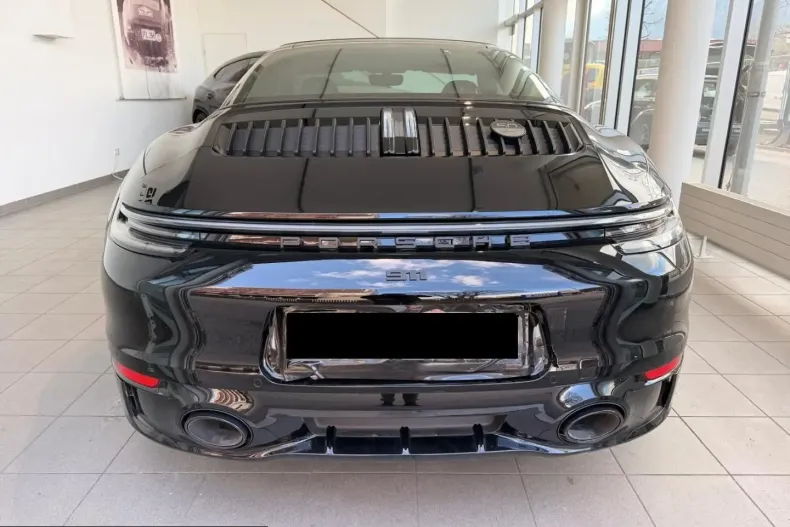 Porsche 992 din 2022 cu 15.700 km - oferta POR222043 - foto 1