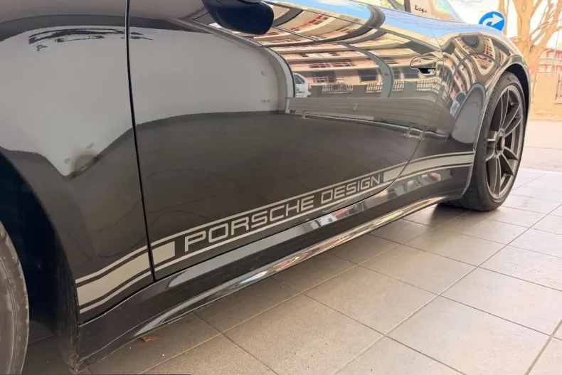 Porsche 992 din 2022 cu 15.700 km - oferta POR222043 - foto 3