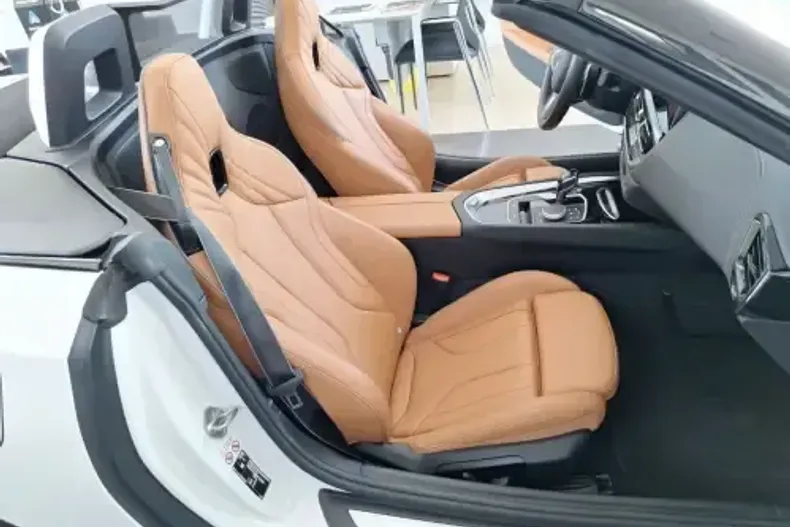 BMW Z4 (Seria Z) din 2023 cu 55.000 km - oferta BMW222044 - foto 7